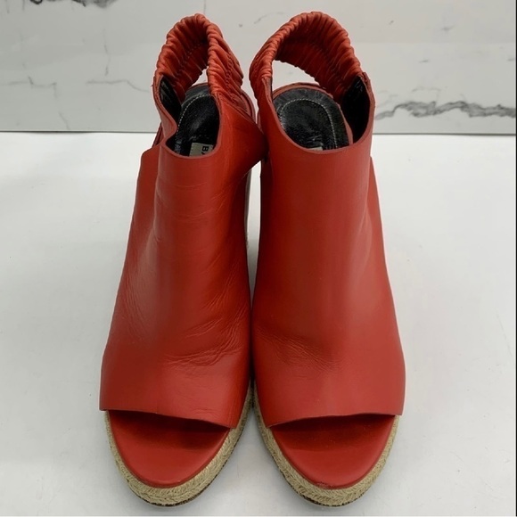 Balenciaga RED LEATHER ESPADRILLES HEELS Pumps - Picture 4 of 13